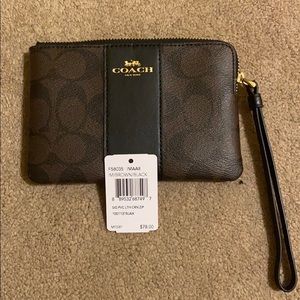 NWT Coach Wristlet